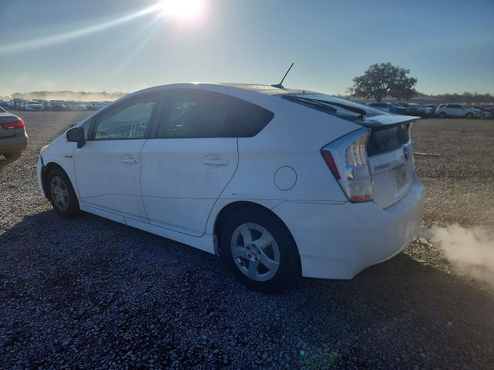 Photo 2 from auction – 2010 TOYOTA PRIUS with VIN JTDKN3DU3A0049087