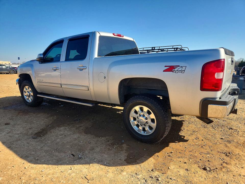 Photo 2 from auction – 2011 CHEVROLET SILVERADO with VIN 1GC1KYCG5BF190870