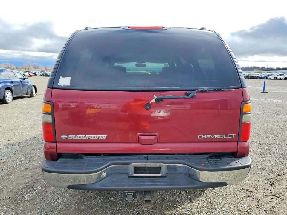 Photo 6 from auction – 2005 CHEVROLET SUBURBAN K with VIN 3GNFK16Z95G212213
