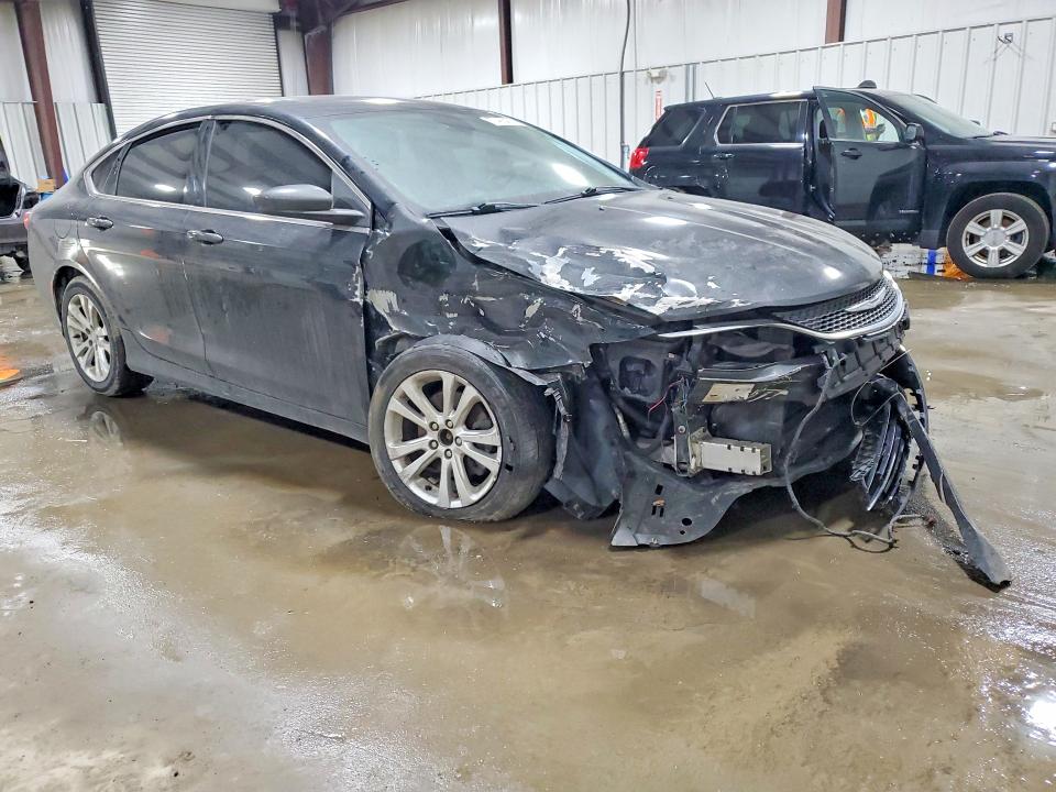 Photo 4 from auction – 2015 CHRYSLER 200 with VIN 1C3CCCABXFN536332