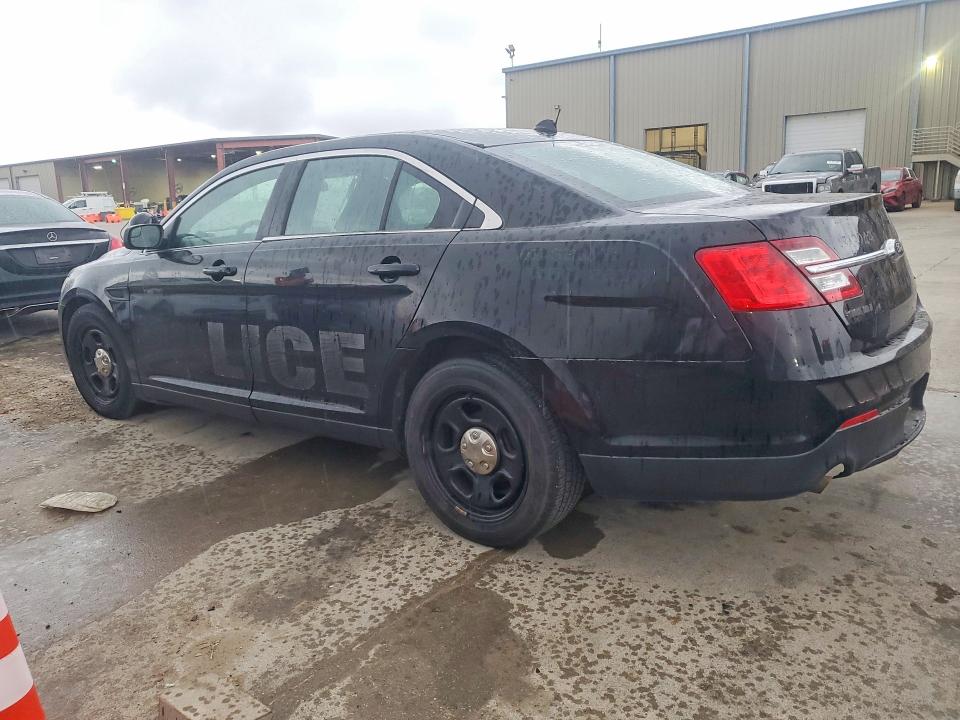 Photo 2 from auction – 2017 FORD TAURUS POL with VIN 1FAHP2L8XHG134020
