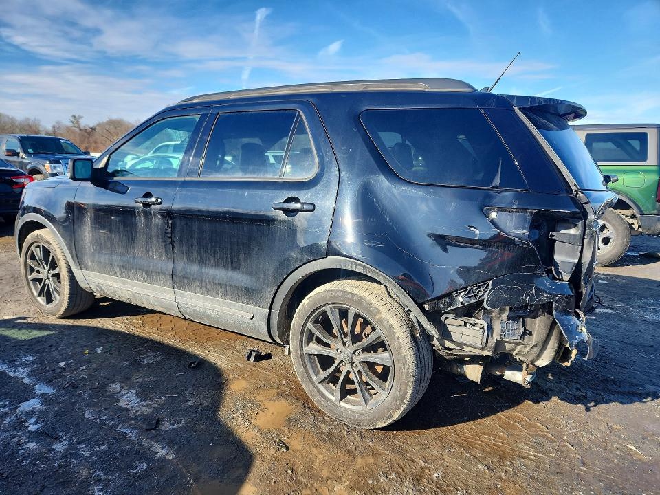 Photo 2 from auction – 2018 FORD EXPLORER with VIN 1FM5K8D88JGA22735
