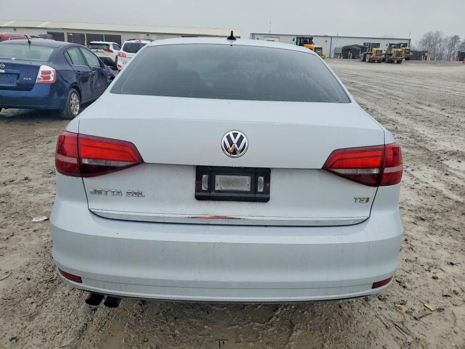 Photo 6 from auction – 2017 VOLKSWAGEN JETTA SEL with VIN 3VWL17AJ7HM375576