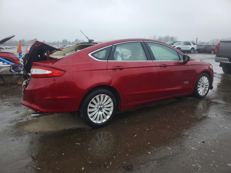 Photo 3 from auction – 2016 FORD FUSION SE with VIN 3FA6P0PU8GR394989