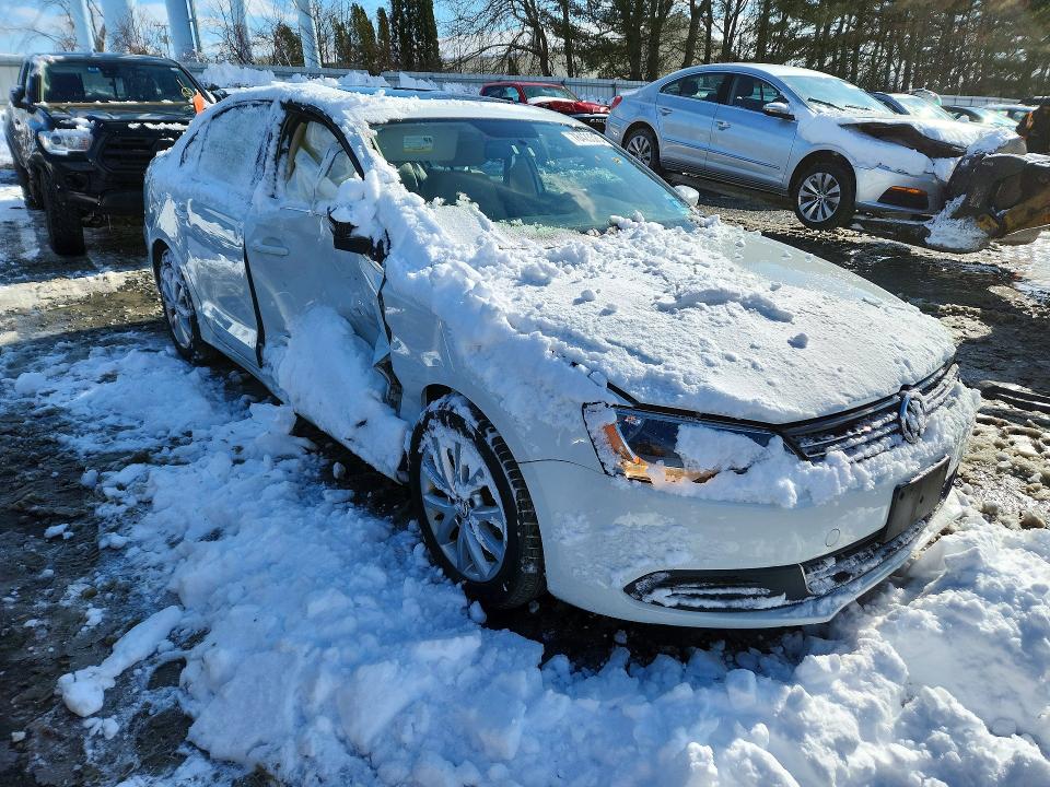 Photo 4 from auction – 2014 VOLKSWAGEN JETTA with VIN 3VWD17AJ4EM426290