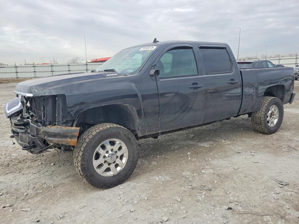 CHEVROLET SILVERADO 2009 with VIN 1GCHK636X9F175155 - Photo from auction