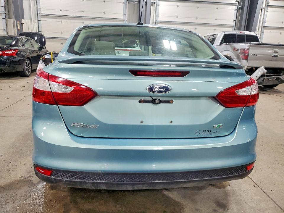 Photo 6 from auction – 2012 FORD FOCUS with VIN 1FAHP3F29CL262648