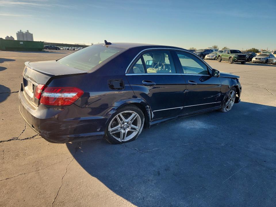 Photo 3 from auction – 2013 MERCEDES BENZ E with VIN WDDHF5KB4DA689267