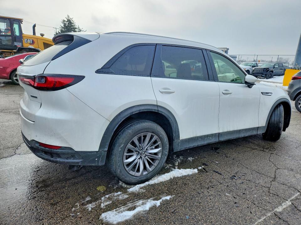 Photo 3 from auction – 2025 MAZDA CX-90 PREF with VIN JM3KKBHD7S1248255