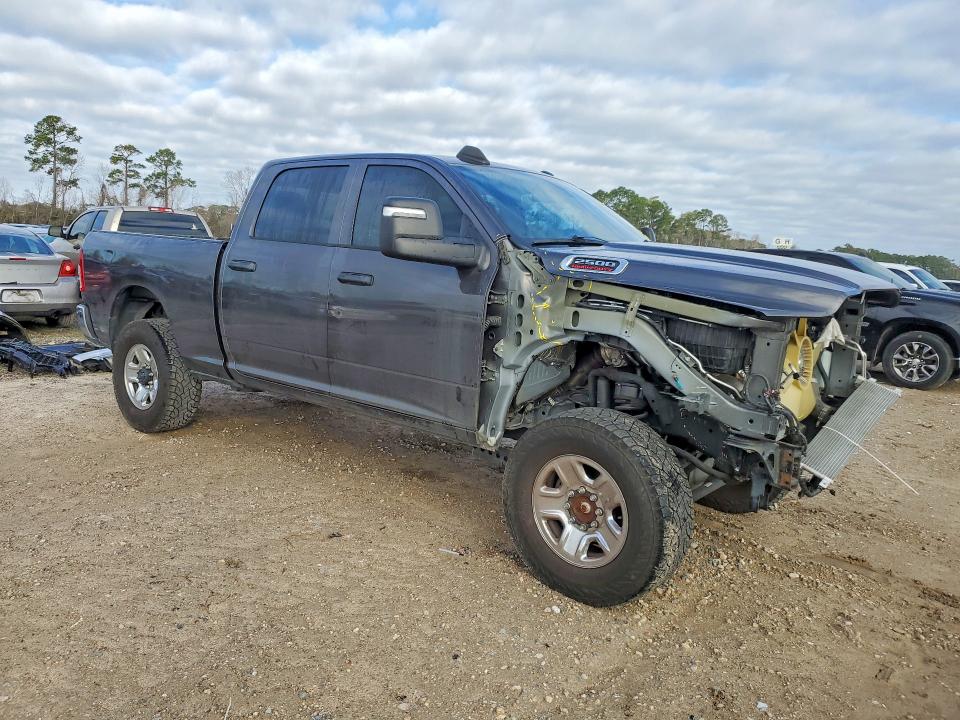Photo 4 from auction – 2024 RAM 2500 with VIN 3C6UR5CL4RG117090