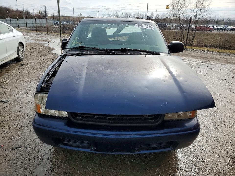 Photo 5 from auction – 2001 GMC SONOMA with VIN 1GTCS19W218253814
