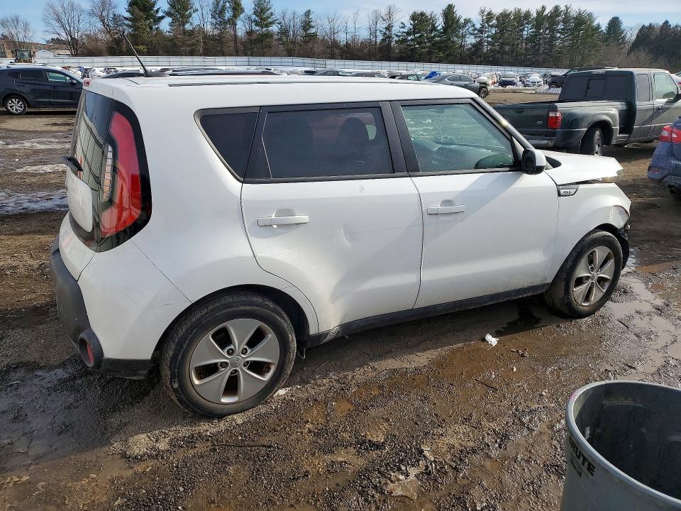 Photo 3 from auction – 2015 KIA SOUL with VIN KNDJN2A20F7148831