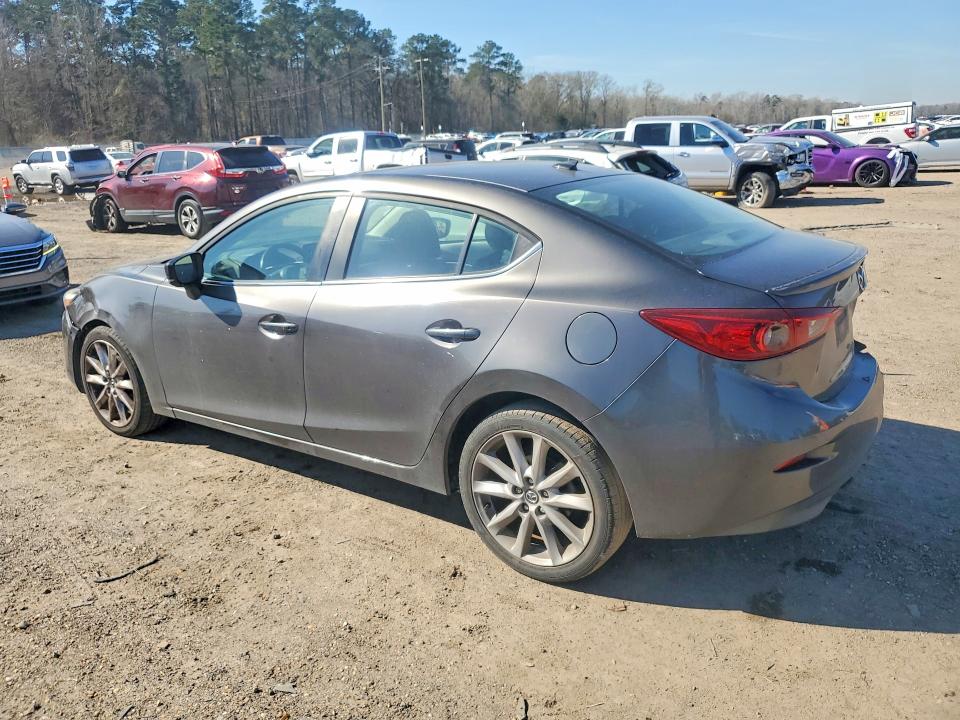 Photo 2 from auction – 2017 MAZDA 3 TOURING with VIN 3MZBN1V7XHM101431