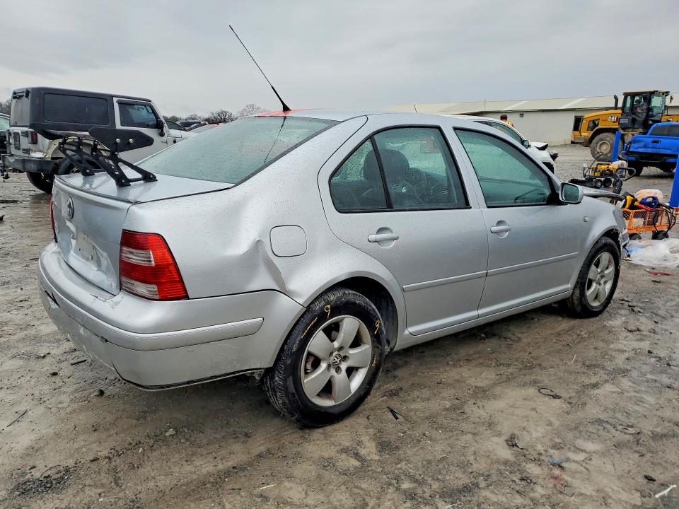 Photo 3 from auction – 2004 VOLKSWAGEN JETTA with VIN 3VWSK69M44M054543