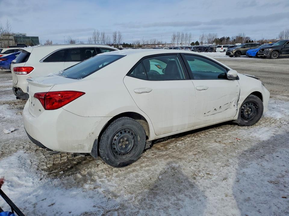 Foto 3 de la subasta – 2018 TOYOTA COROLLA L con VIN 2T1BURHE2JC019755