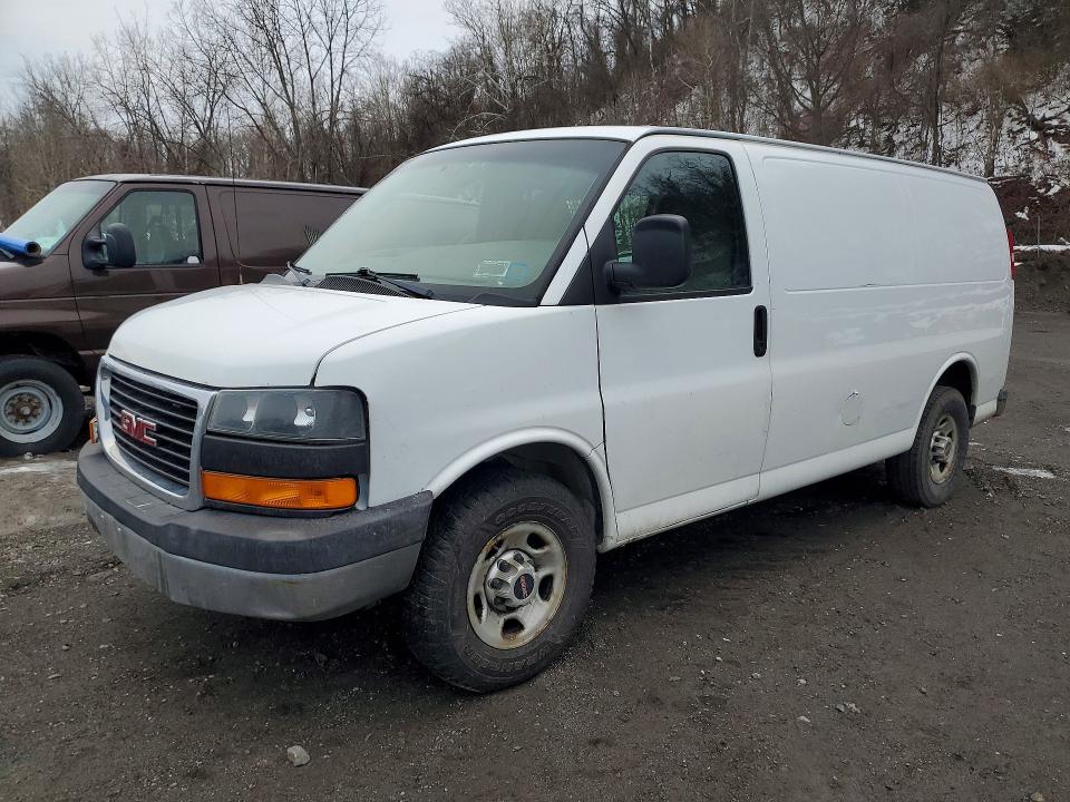 GMC SAVANA G25 2015 with VIN 1GTW7FCF9F1903534 - Photo from auction