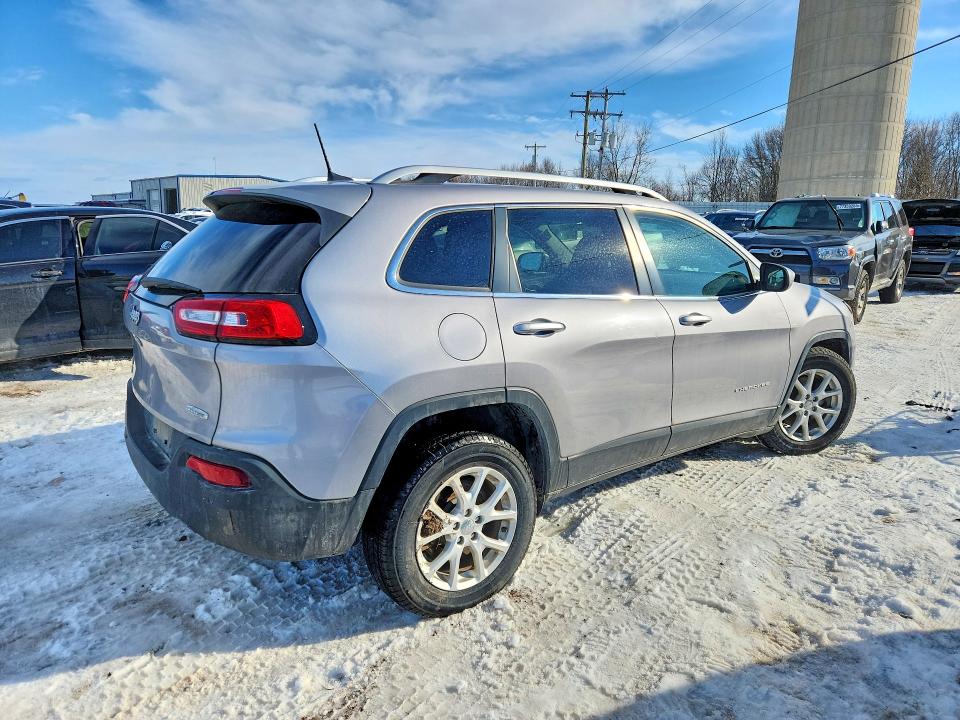 Photo 3 from auction – 2018 JEEP CHEROKEE with VIN 1C4PJMCB6JD531861