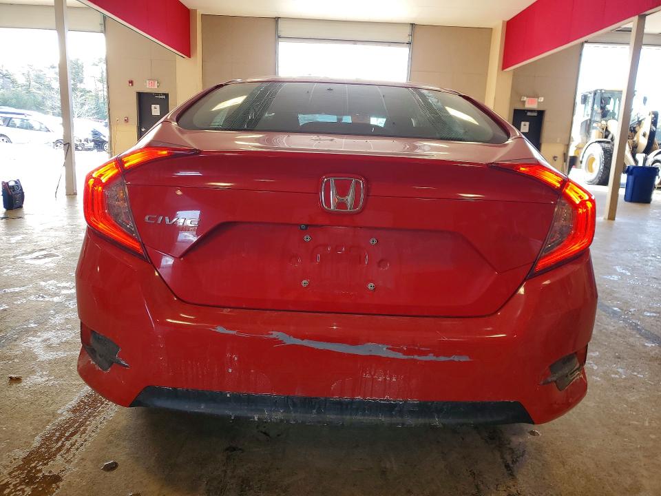 Photo 6 from auction – 2017 HONDA CIVIC LX with VIN 2HGFC2F56HH557715