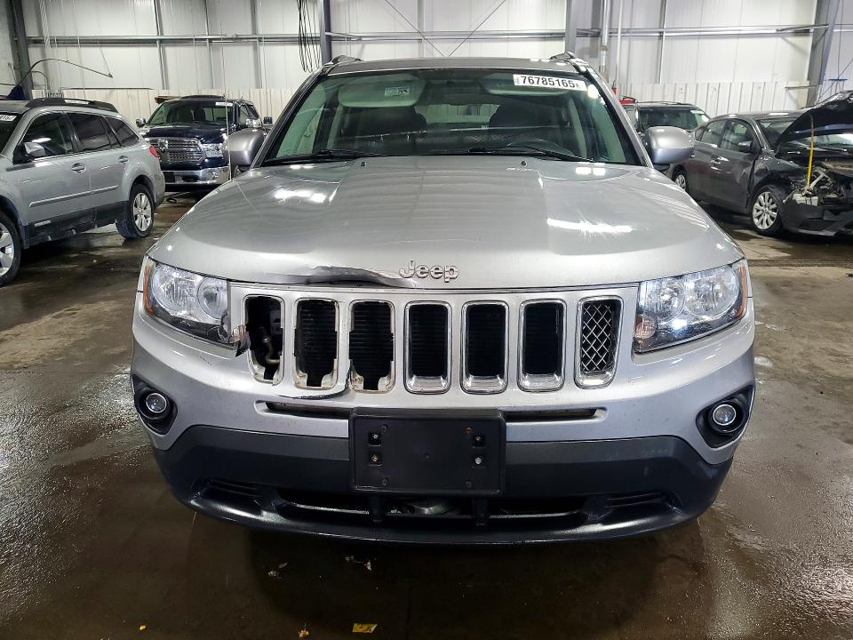 Photo 5 from auction – 2014 JEEP COMPASS with VIN 1C4NJDEB8ED729478