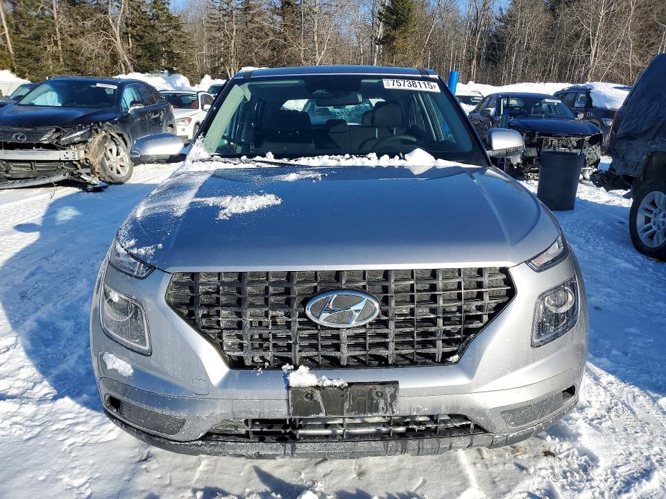 Photo 5 from auction – 2023 HYUNDAI VENUE with VIN KMHRB8A39PU267676