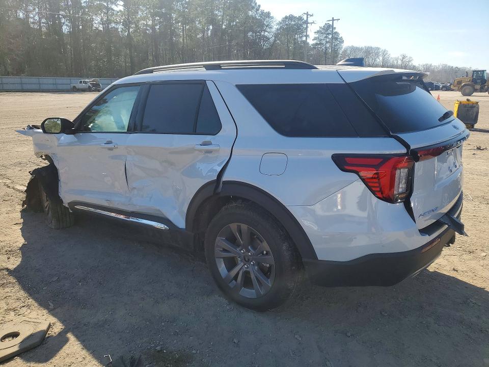 Photo 2 from auction – 2025 FORD EXPLORER with VIN 1FMUK8DH5SGC78957