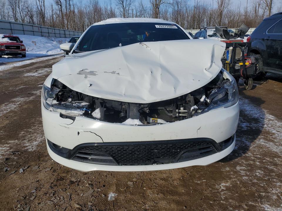 Photo 5 from auction – 2015 CHRYSLER 200 with VIN 1C3CCCBBXFN750350