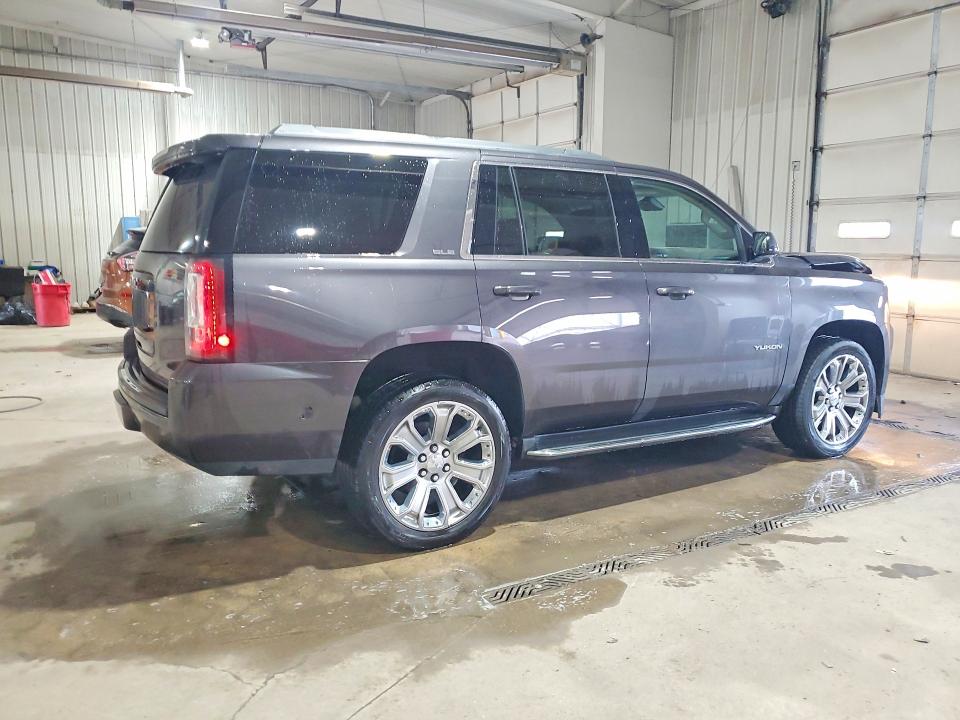 Photo 3 from auction – 2017 GMC YUKON with VIN 1GKS2AKC3HR196334
