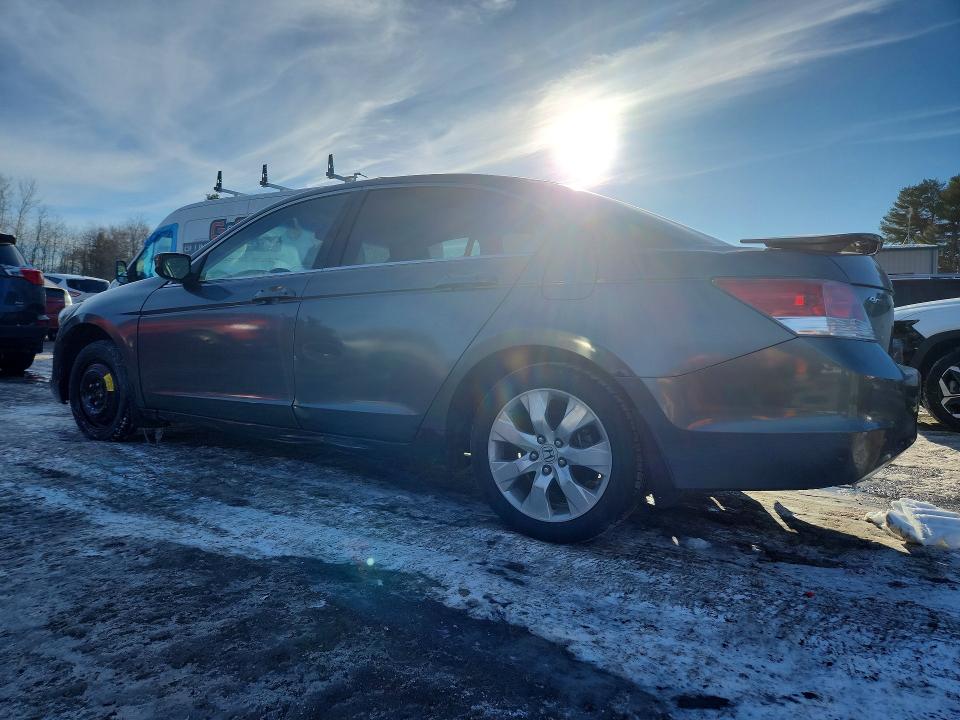 Photo 2 from auction – 2008 HONDA ACCORD EXL with VIN JHMCP26838C077682