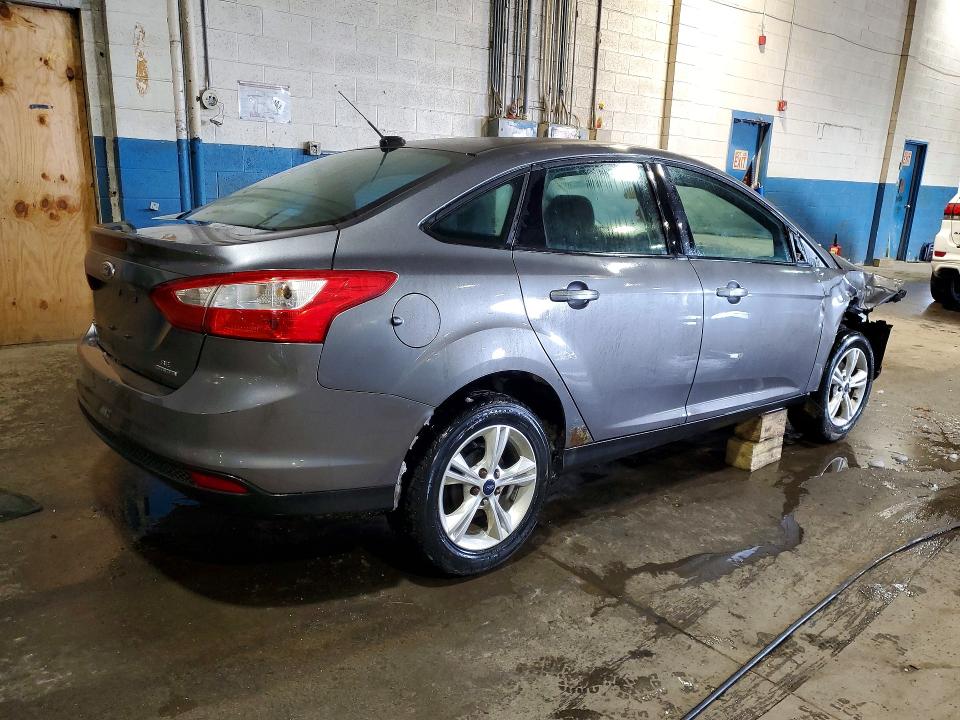 Photo 3 from auction – 2013 FORD FOCUS with VIN 1FADP3F21DL291917