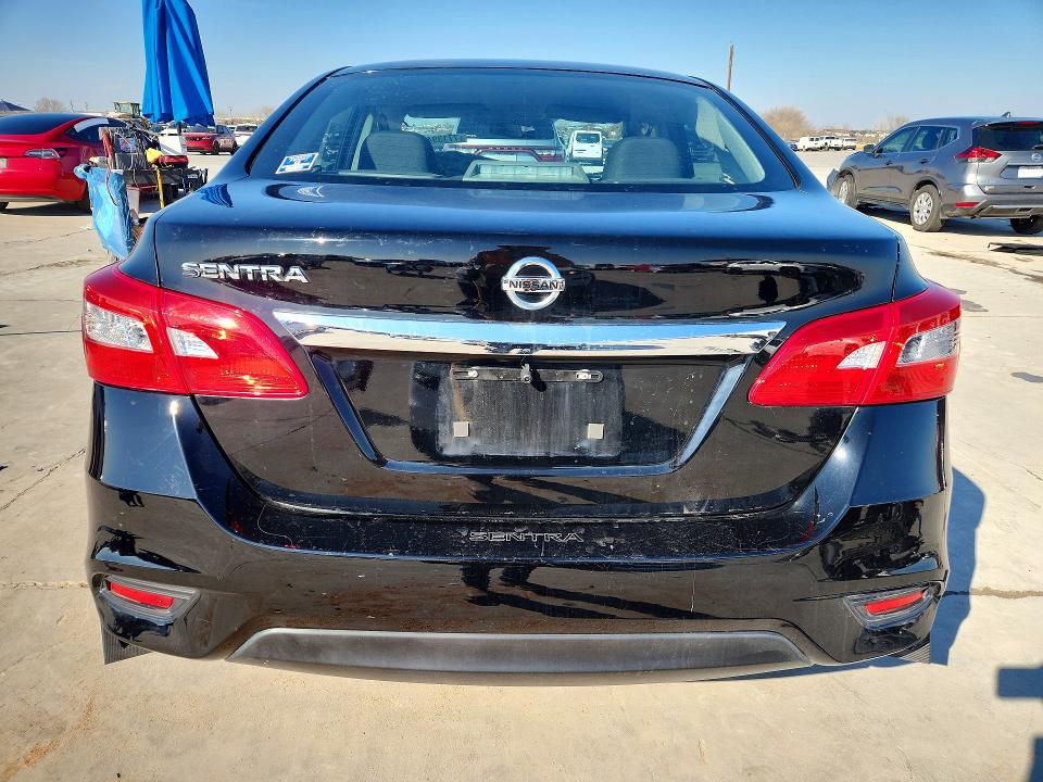 Photo 6 from auction – 2017 NISSAN SENTRA S with VIN 3N1AB7AP3HY220174