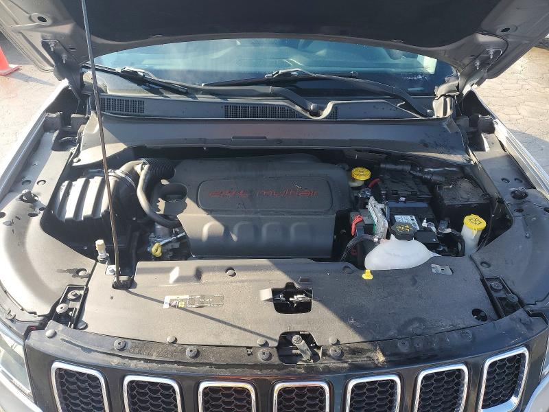 Photo 12 from auction – 2017 JEEP COMPASS with VIN 3C4NJCBB9HT617334