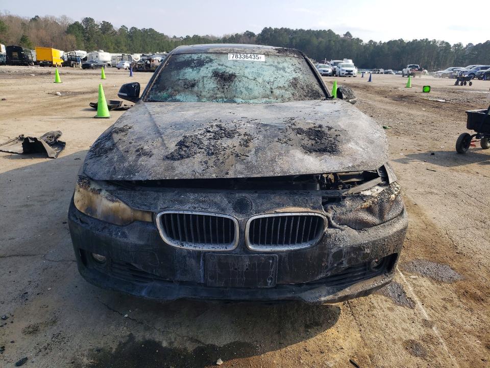 Photo 5 from auction – 2013 BMW 328 with VIN WBA3A5C52DF603658