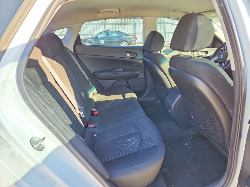 Photo 10 from auction – 2020 KIA OPTIMA with VIN 5XXGT4L38LG396409