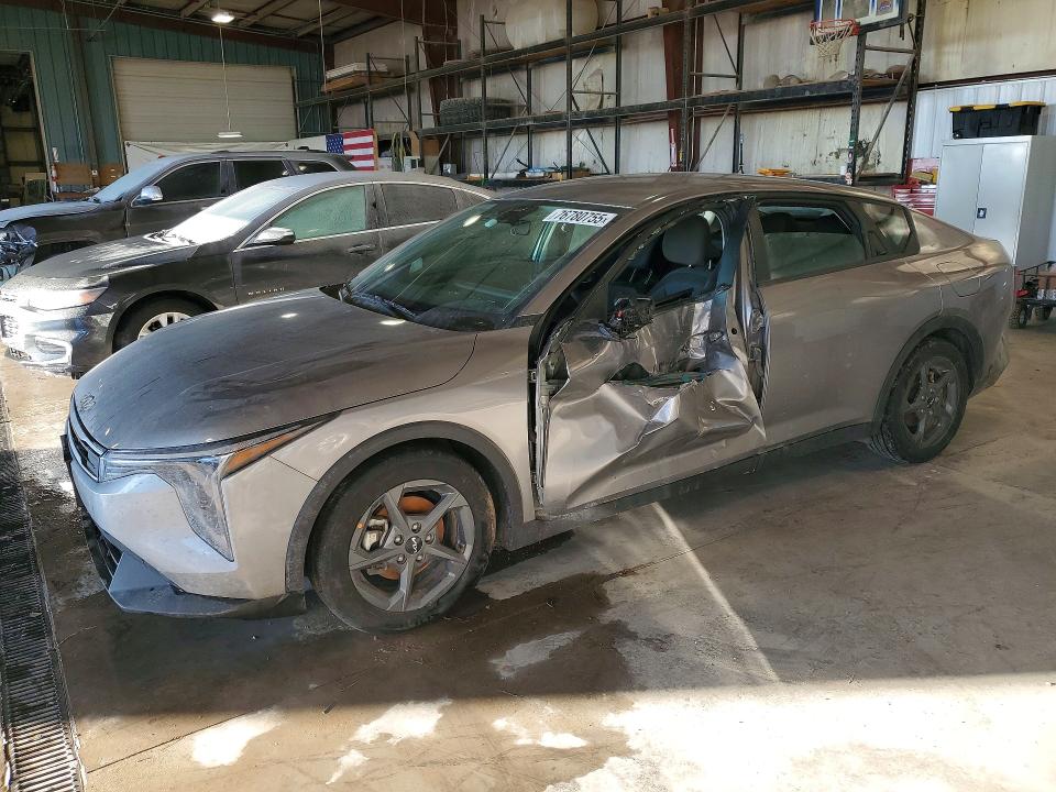 KIA K4 2025 with VIN 3KPFT4DE4SE169995 - Photo from auction