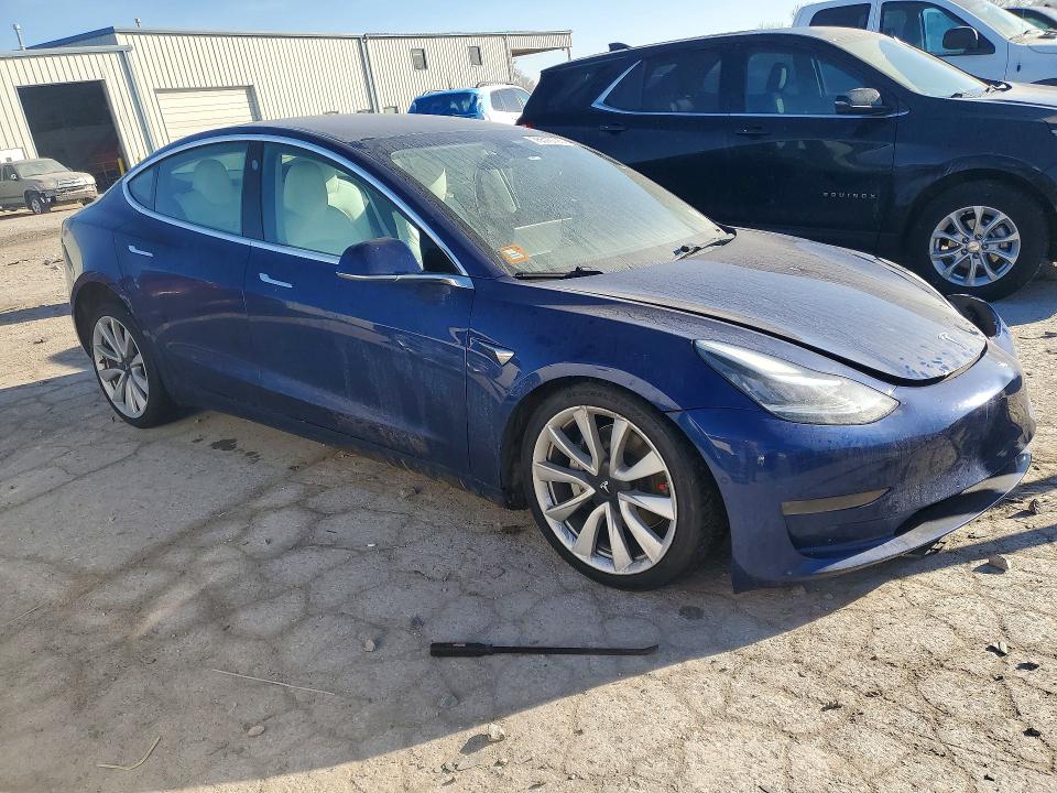 Photo 4 from auction – 2020 TESLA MODEL 3 with VIN 5YJ3E1EA2LF662707
