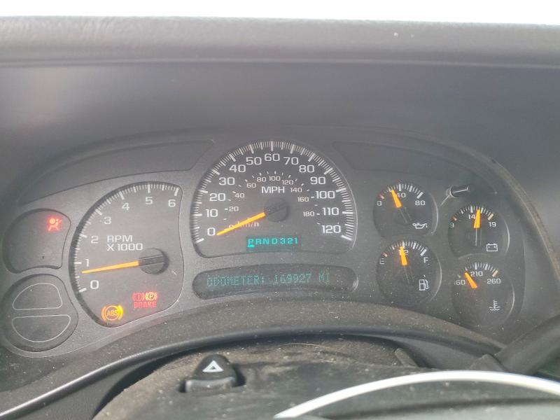 Photo 9 from auction – 2004 CHEVROLET SILVERADO with VIN 2GCEK19T241195516