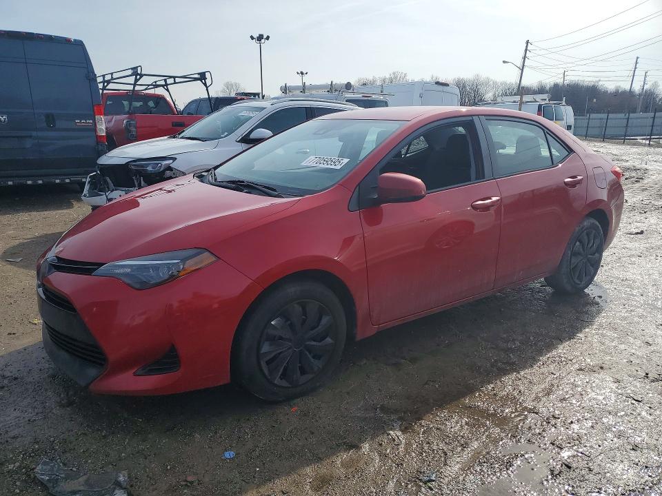 TOYOTA COROLLA 2018 with VIN 2T1BURHE3JC982082 - Photo from auction