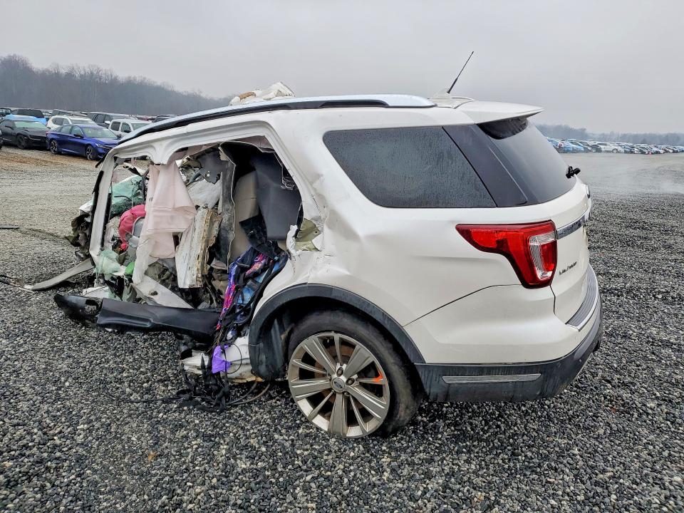 Photo 2 from auction – 2019 FORD EXPLORER with VIN 1FM5K8F81KGB28667