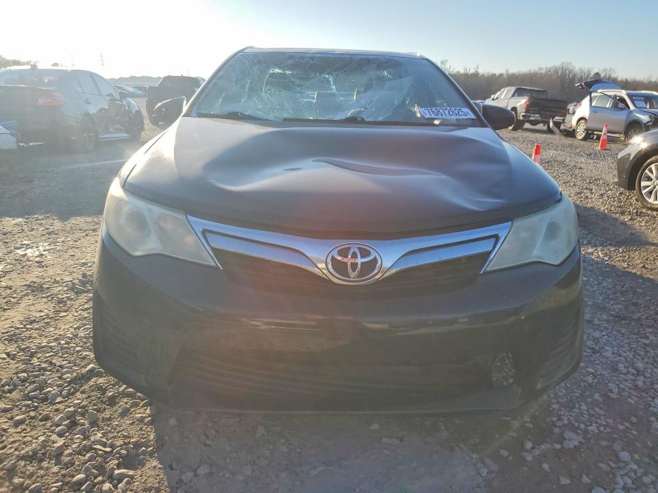 Photo 5 from auction – 2014 TOYOTA CAMRY with VIN 4T1BF1FK3EU470962