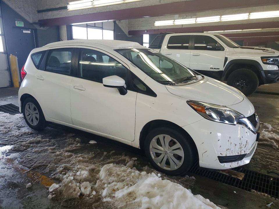 Photo 4 from auction – 2018 NISSAN VERSA NOTE with VIN 3N1CE2CP7JL360148