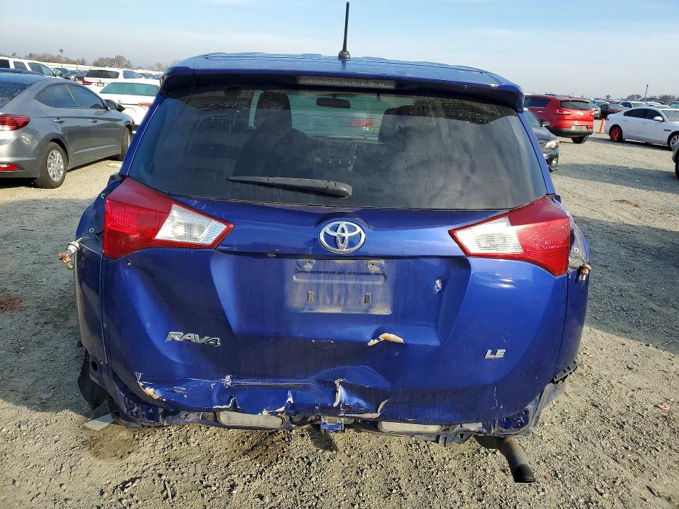 Photo 6 from auction – 2015 TOYOTA RAV4 LE with VIN 2T3ZFREV8FW234745