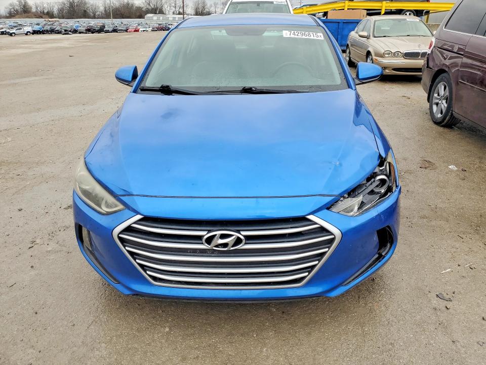 Photo 5 from auction – 2017 HYUNDAI ELANTRA with VIN 5NPD84LF5HH015903