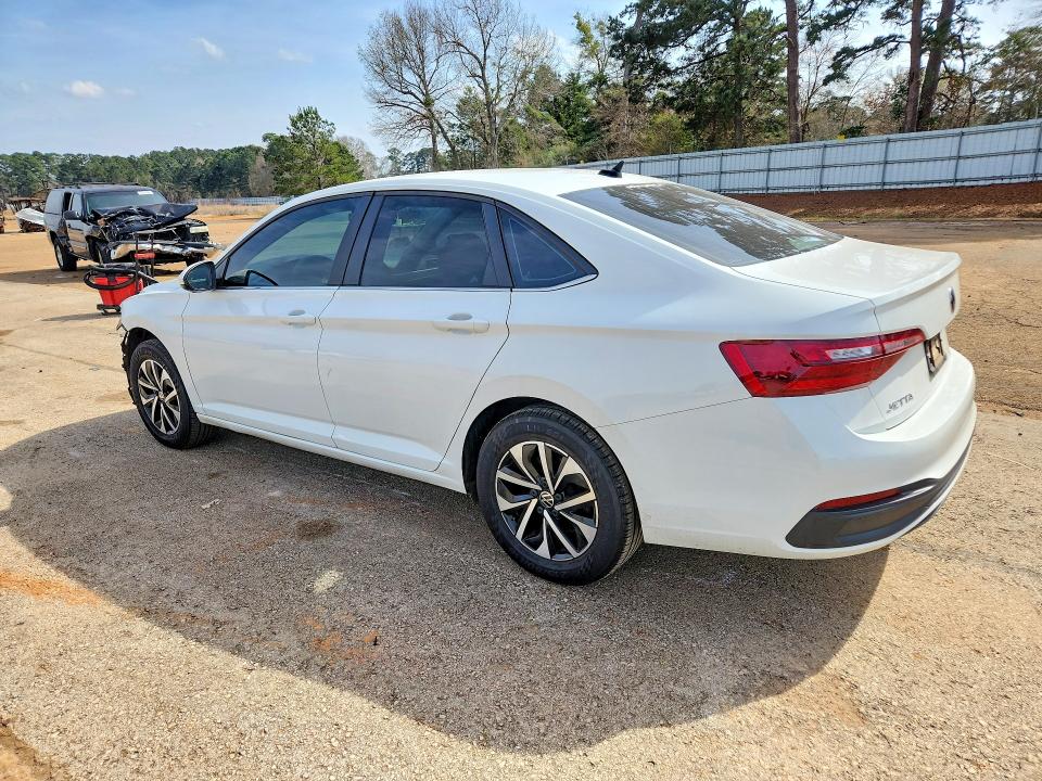 Photo 2 from auction – 2023 VOLKSWAGEN JETTA with VIN 3VW5M7BU7PM021287