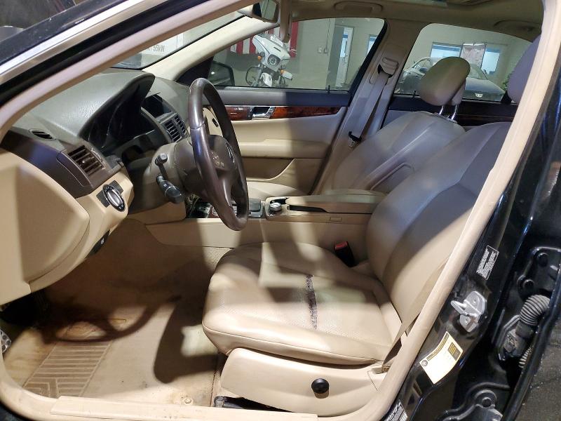 Photo 7 from auction – 2010 MERCEDES-BENZ C with VIN WDDGF5EB2AR107011