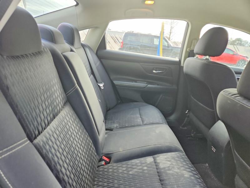 Photo 10 from auction – 2018 NISS ALTIMA with VIN 1N4AL3AP4JC255653