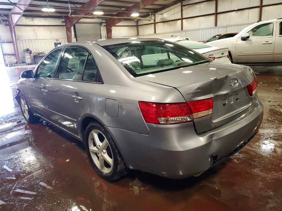 Photo 2 from auction – 2006 HYUNDAI SONATA with VIN 5NPEU46F16H037227