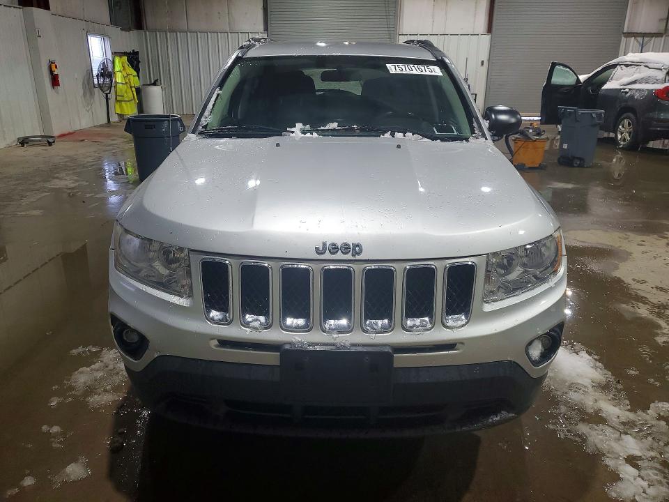 Photo 5 from auction – 2012 JEEP COMPASS LA with VIN 1C4NJDEB7CD608504