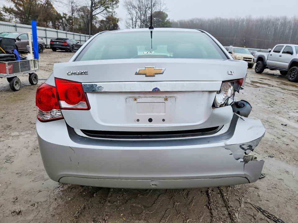 Photo 6 from auction – 2012 CHEVROLET CRUZE with VIN 1G1PF5SC6C7108564