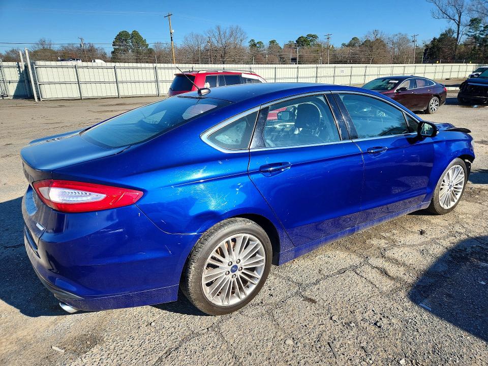 Photo 3 from auction – 2016 FORD FUSION with VIN 1FA6P0HD3G5130676