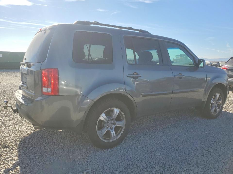 Photo 3 from auction – 2013 HONDA PILOT with VIN 5FNYF4H51DB005577